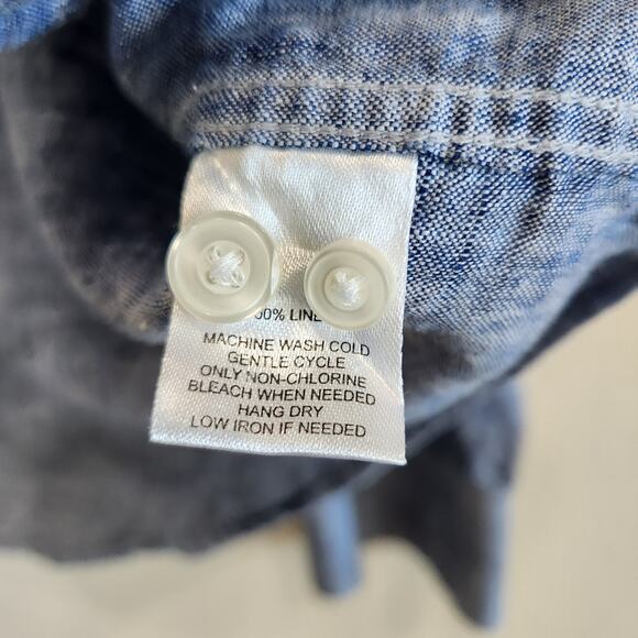 Untuckit 100% Linen Long Sleeve Button Down Shirt Chambray Blue Size Large - Picture 8 of 8